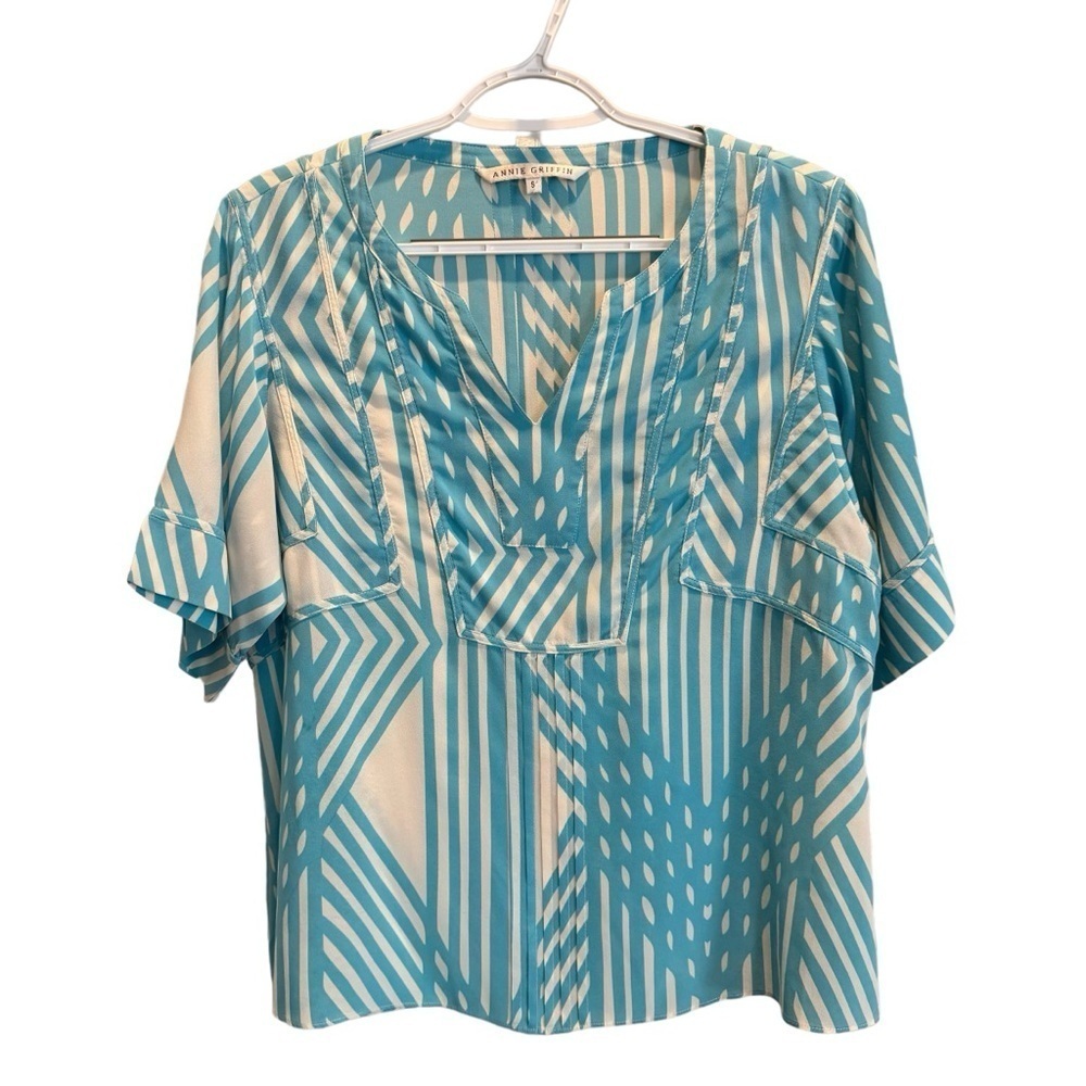 Annie Griffin 100% Silk Blue White short sleeve geometric stripe blouse Small